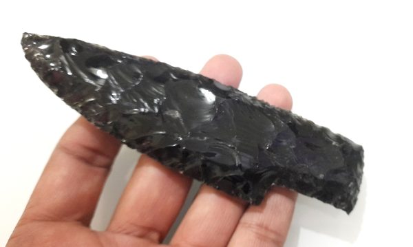 Black obsidian agate flint projectile knapped knife with handle - Image 3