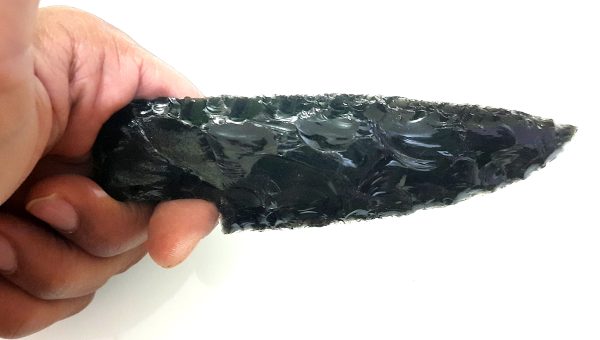 Black obsidian agate flint projectile knapped knife with handle - Image 7