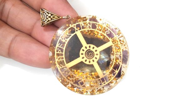 UNIVERSE CHAIN TIME TRAVEL REIKI COIL LABRADORITE AND AMETHYST ORGONE PENDANT - Image 6